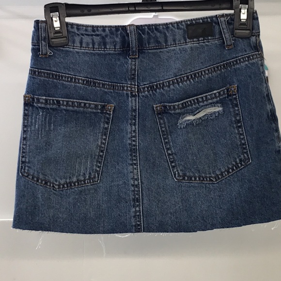 RSQ brand Young Ladies Denim Miniskirt - Picture 4 of 11